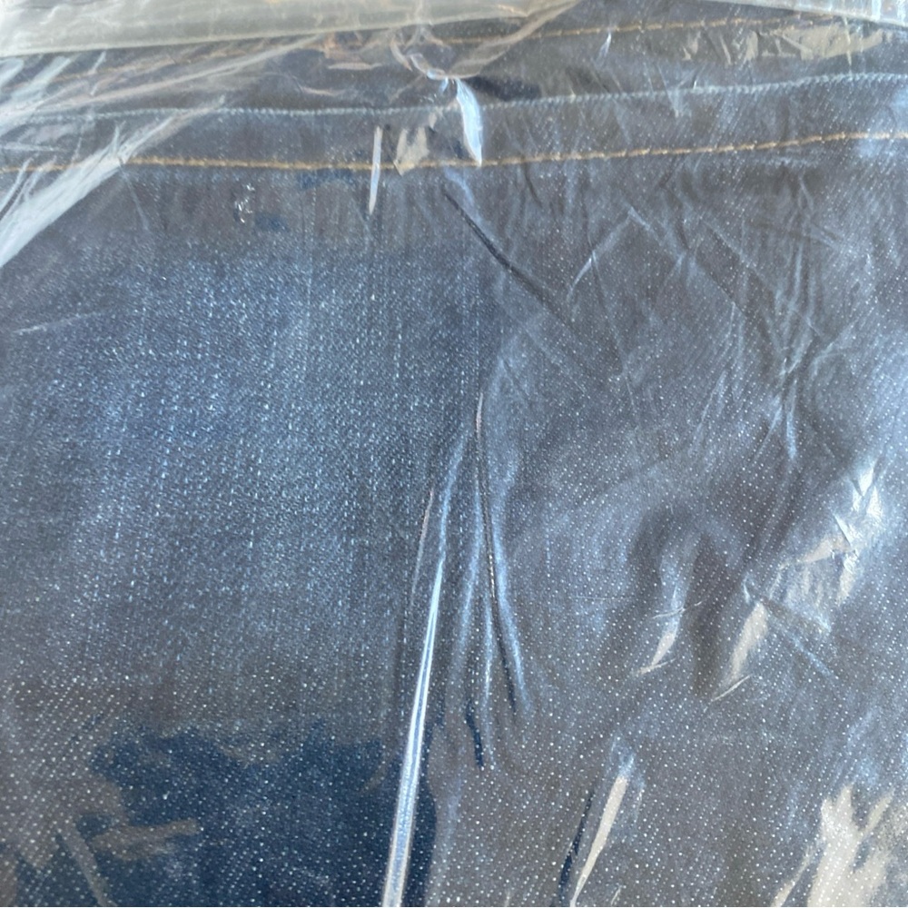 2 pairs of Hilfiger men’s jeans new in bag - Picture 3 of 4